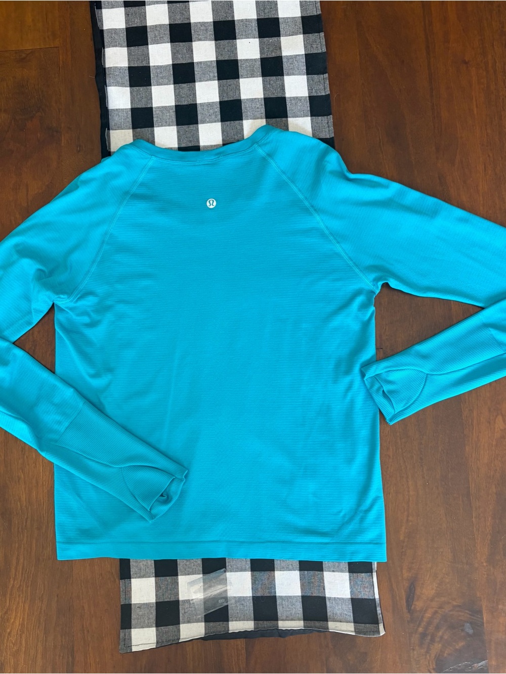 Lululemon Turquoise Long Sleeve Swiftly